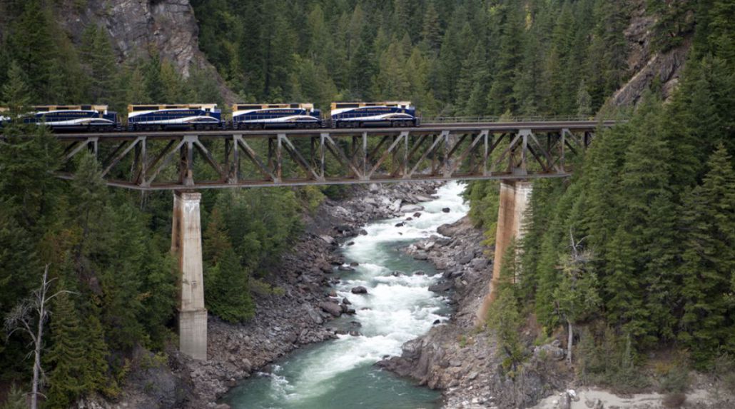 Rocky Mountaineer's First Passage to the West
